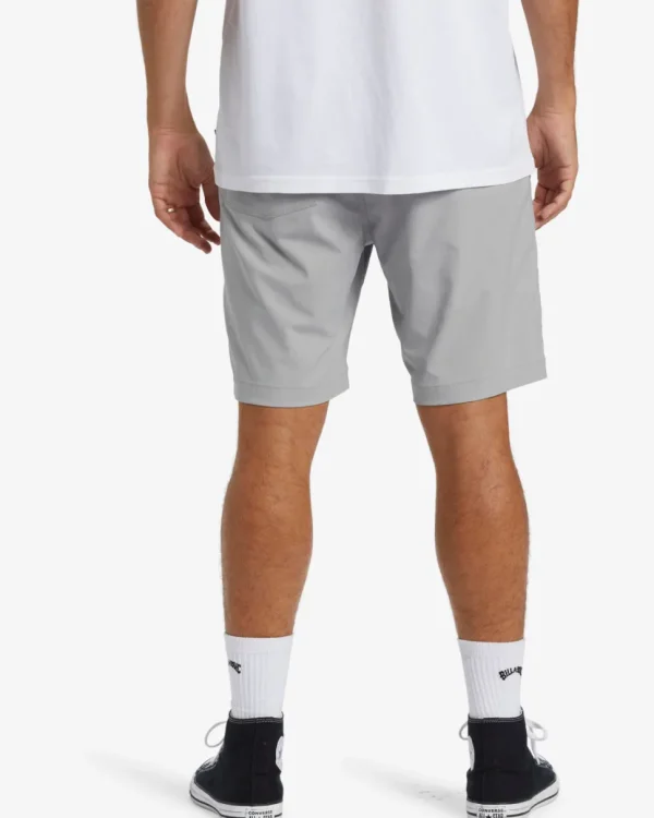 Billabong: A/Div Surftrek Journey 20" Shorts