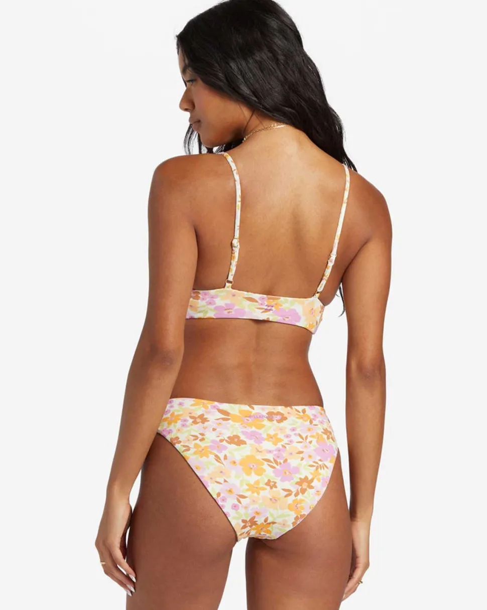 billabong_sungazers_rev_v_2.webp Billabong: Sungazers Rev V-Neck Cami Bikini Top