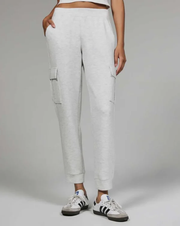 7 Diamonds: Women's Rev Cargo Jogger