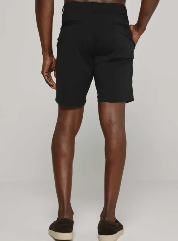 7 Diamonds: Zuma 8" Short