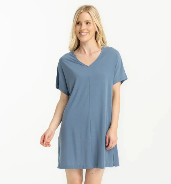Free Fly: Women's Elevate V-Neck Cover-Up