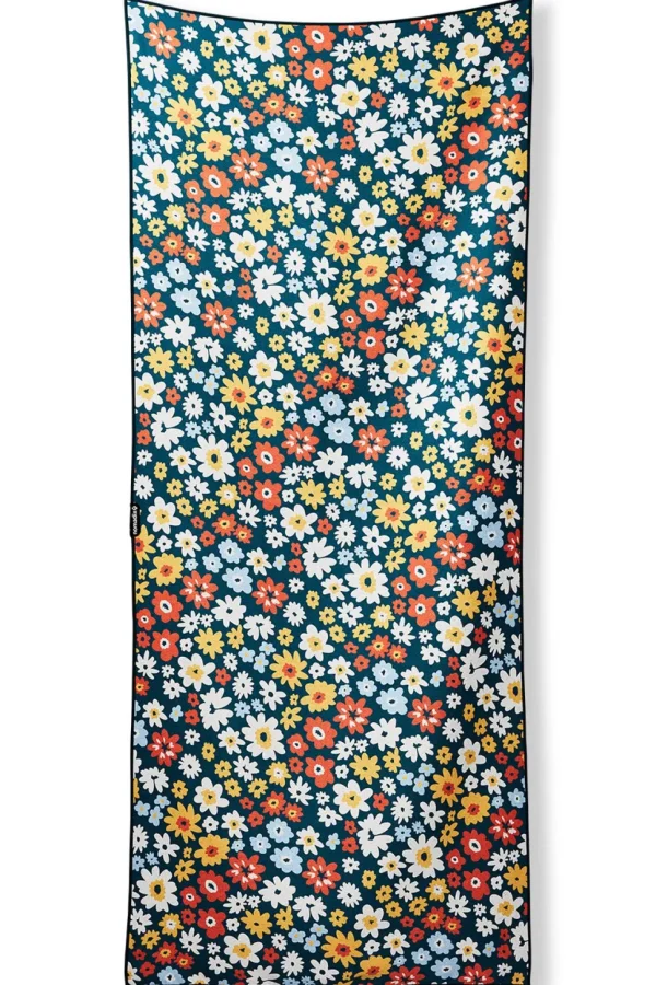 Nomadix: Spring Flowers Towel