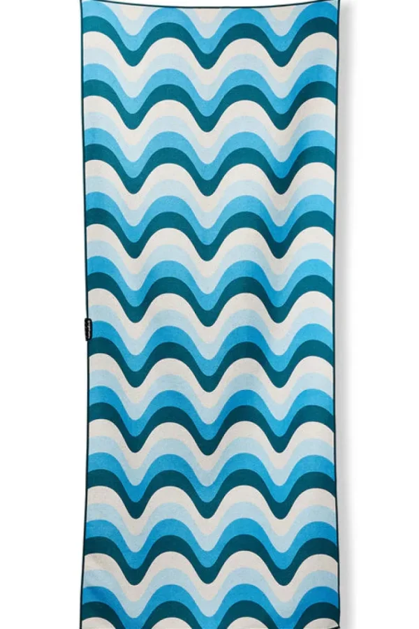 Nomadix: Wave Blue Towel