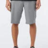 O'Neill: Reverse Heather 21" Hybrid Shorts