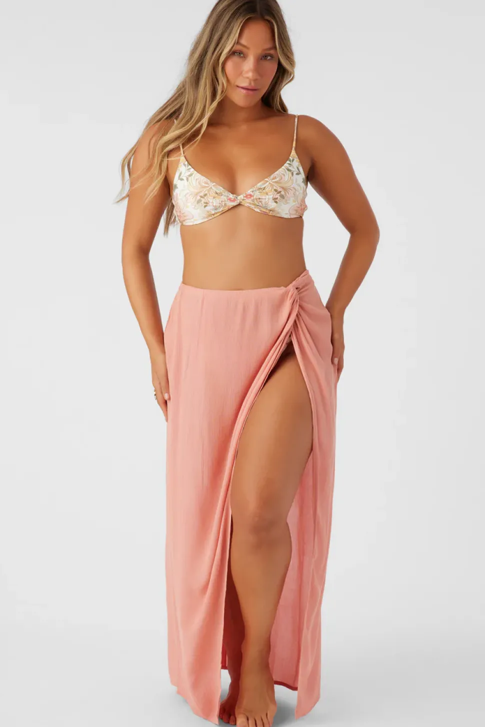 oneill_saltwater_solids_h_0.webp O'Neill: Saltwater Solids Hanalei Maxi Cove-Up Skirt