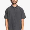 Quiksilver: Waterman Centinela Premium Shirt
