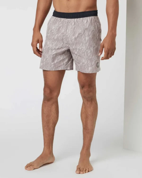 Vuori: Maverick Volley Short