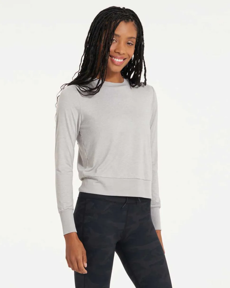 vuori_womens_daydream_cre_0-1.webp Vuori: Women's Daydream Crew Top