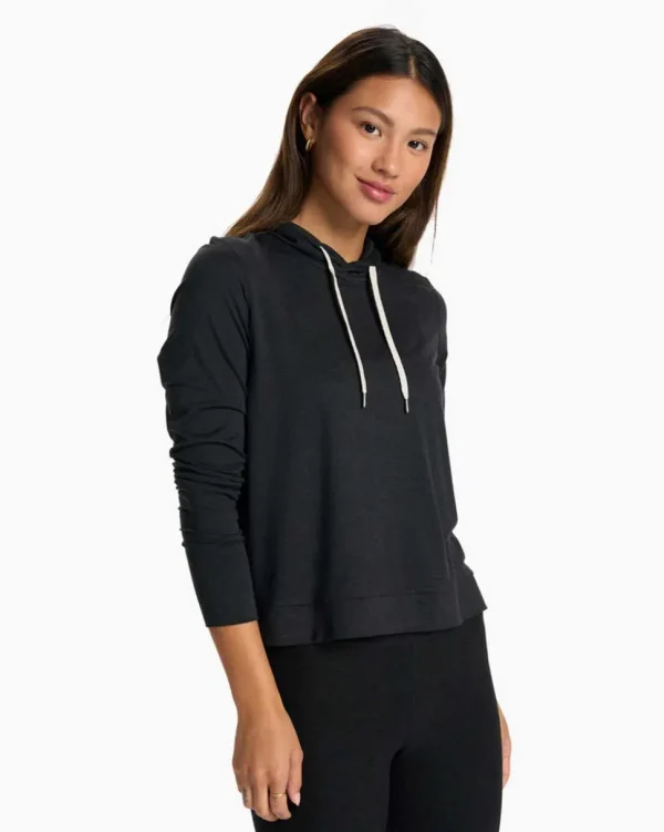 Vuori: Women's Halo Essential Hoodie