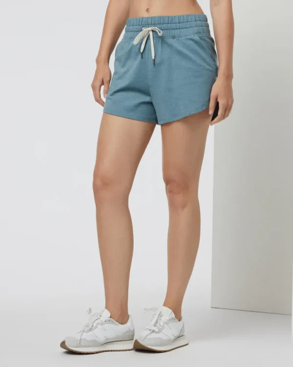 Vuori: Women's Halo Performance Short 2.0