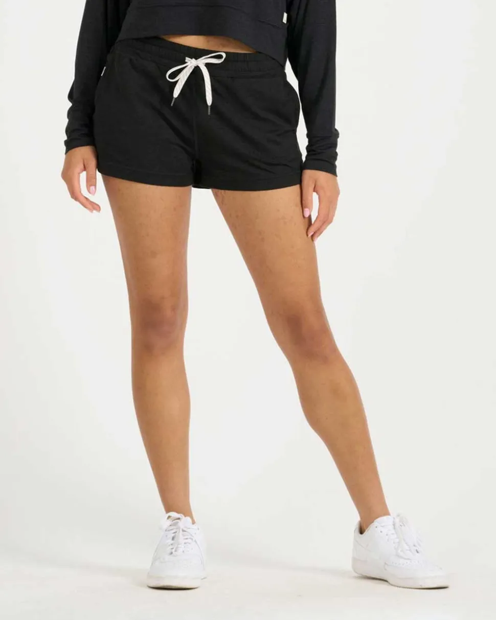 vuori_womens_halo_perform_0-10.webp Vuori: Women's Halo Performance Short