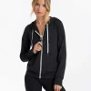 Vuori: Women's Halo Performance Hoodie 2.0