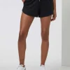 Vuori: Women's Halo Performance Short 2.0