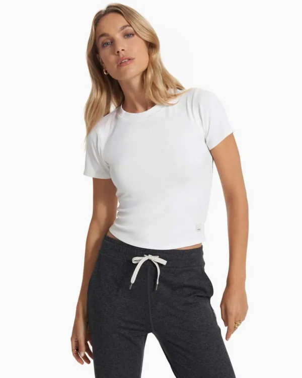 Vuori: Women's Pose Fitted Tee