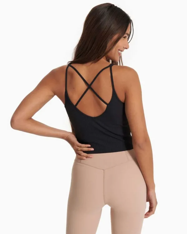 Vuori: Women's Rib Crop Tank
