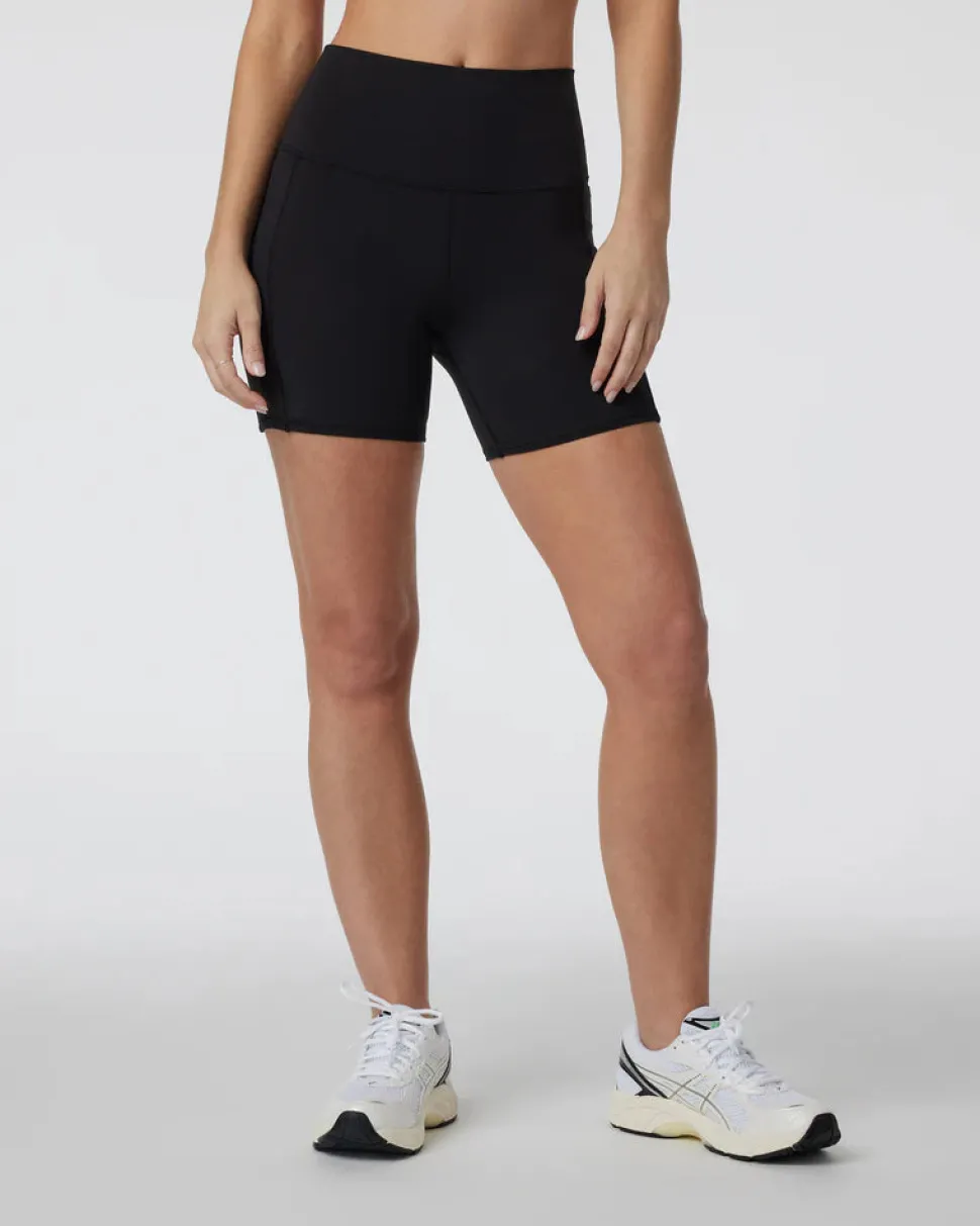 vuori_womens_studio_pocke_0-2.webp Vuori: Women's Studio Pocket Short