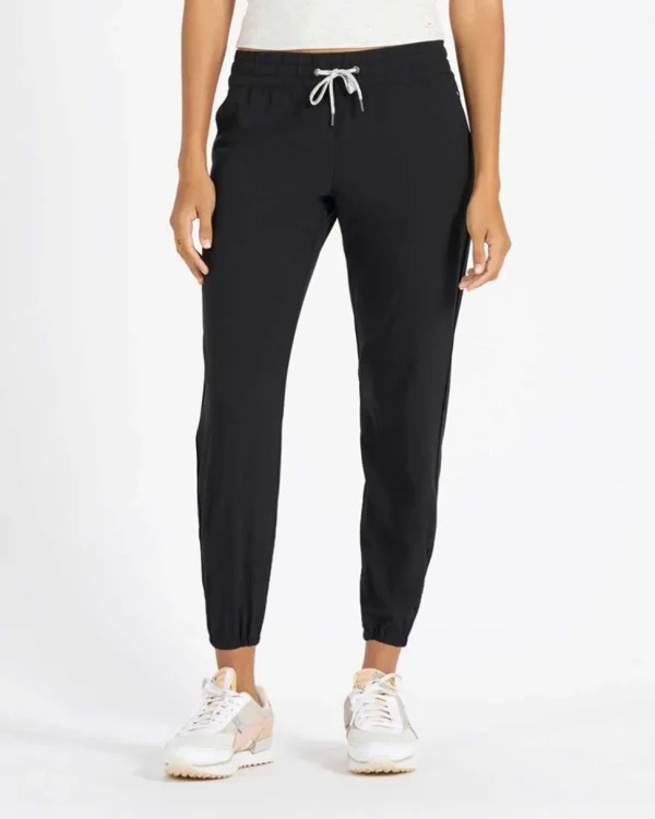 Vuori: Women's Weekend Jogger